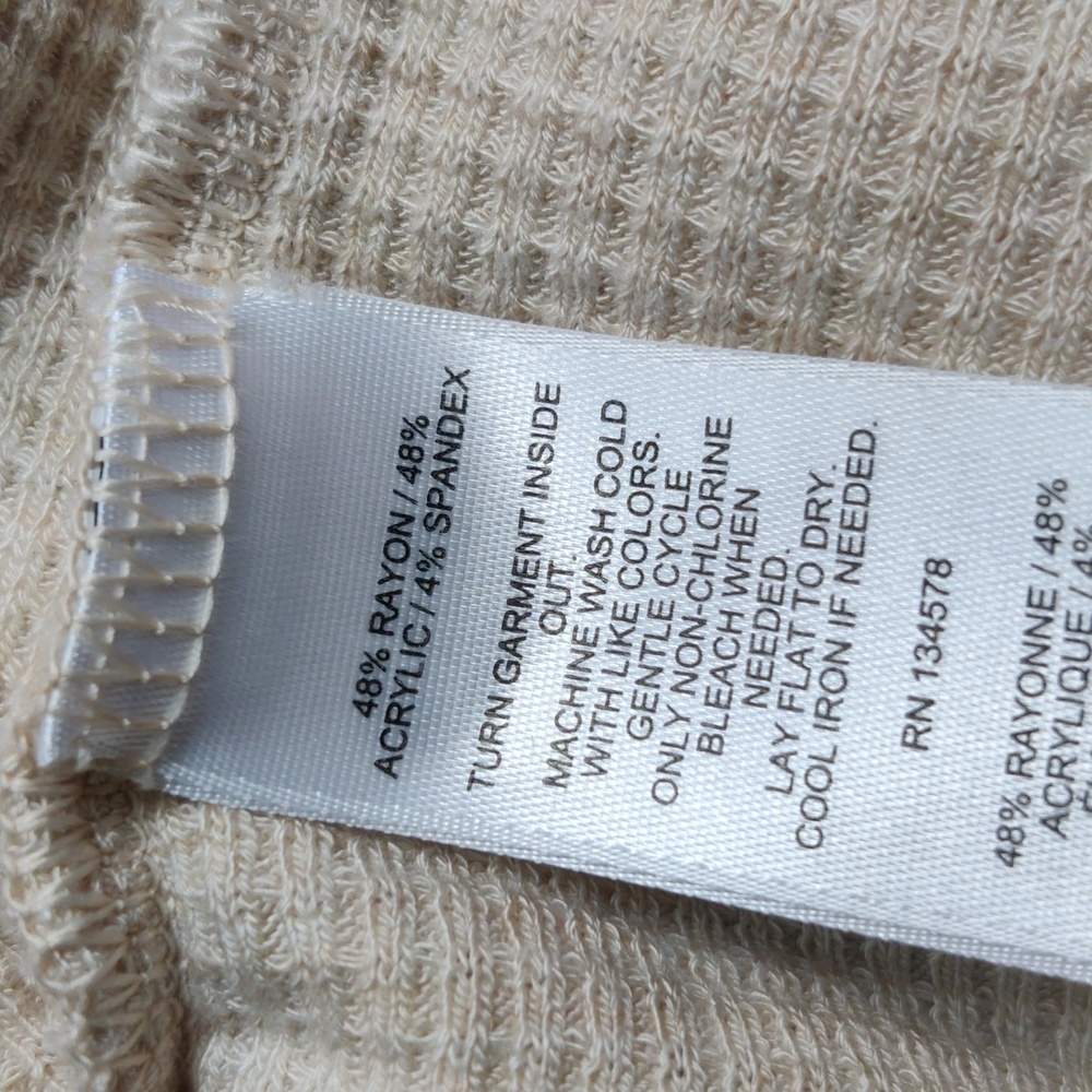 Vineyard Vines Cropped Oversized Sweater - Picture 4 of 9